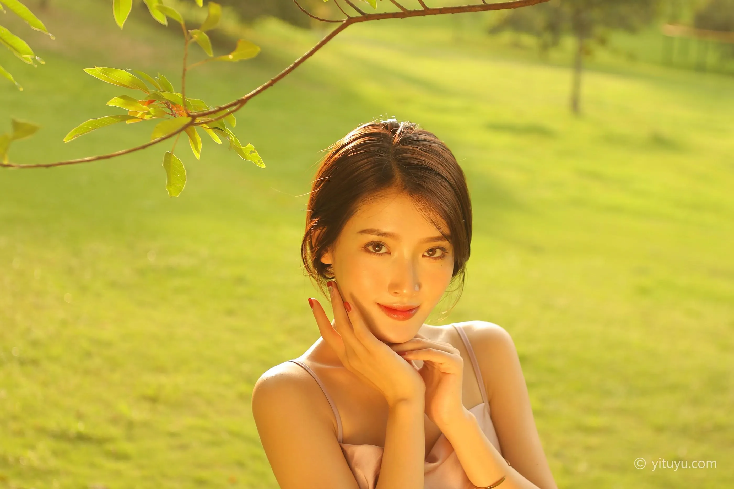[YITUYU艺图语]2021.05.14 她，ta 巧玲 [31P]插图5